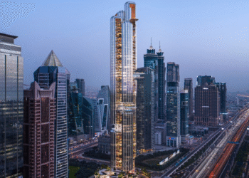LUMENA by OMNIYAT tower in Business Bay, a new benchmark in Dubai luxury commercial real estate.