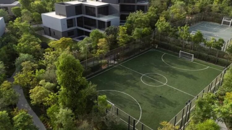 Masaar 3 Sharjah real estate development by Arada featuring villas, greenery, and community lagoon.