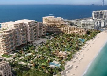 Construction advances at The Alba Palm Jumeirah project on Palm Jumeirah, Dubai waterfront.