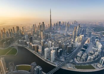Dubai waterfront skyline reflecting Dubai prime residential investment trends