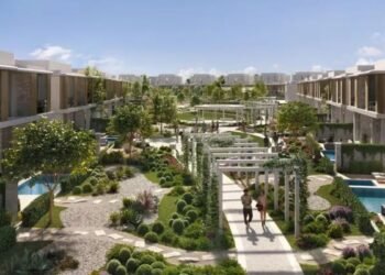 Waterfront townhouses at Maysan Reem Island reflecting Dubai real estate investor demand