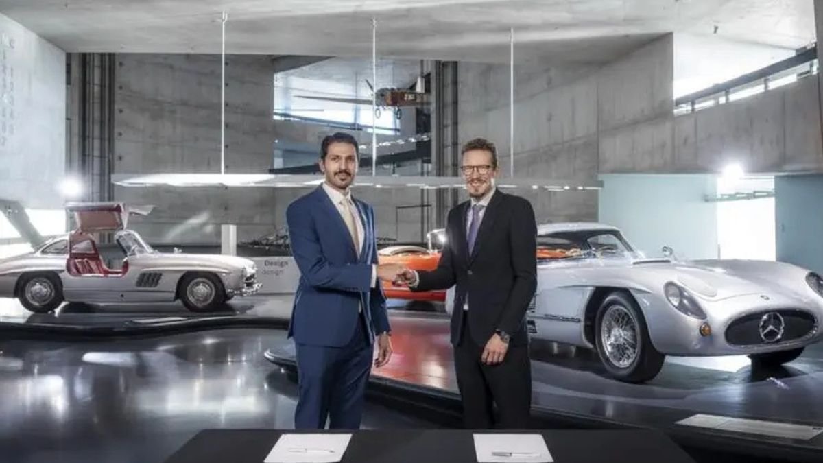 Aerial view of Mercedes-Benz Places Binghatti City in Dubai Meydan masterplan rendering.