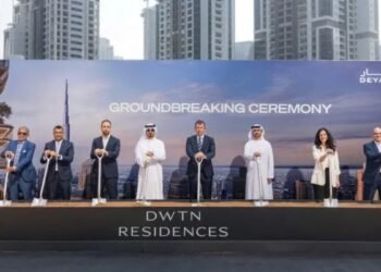 Dubai Business Bay off-plan apartments construction near Downtown Dubai