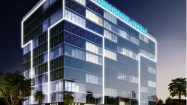 Aerial view of Dubai Islands waterfront showing marina plots and surrounding residential development zones linked to future mixed-use projects.